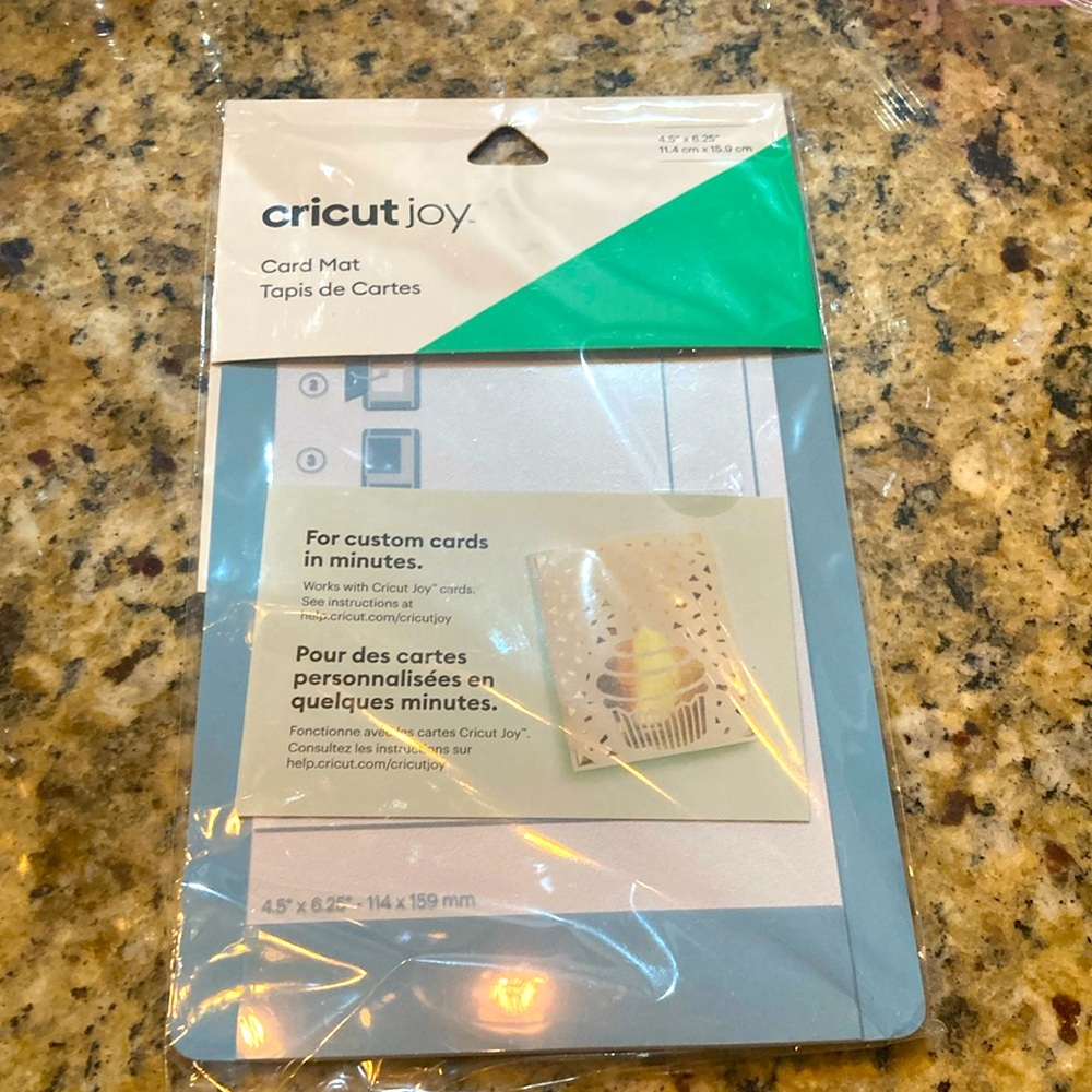 Sealed Cricut Joy card mat